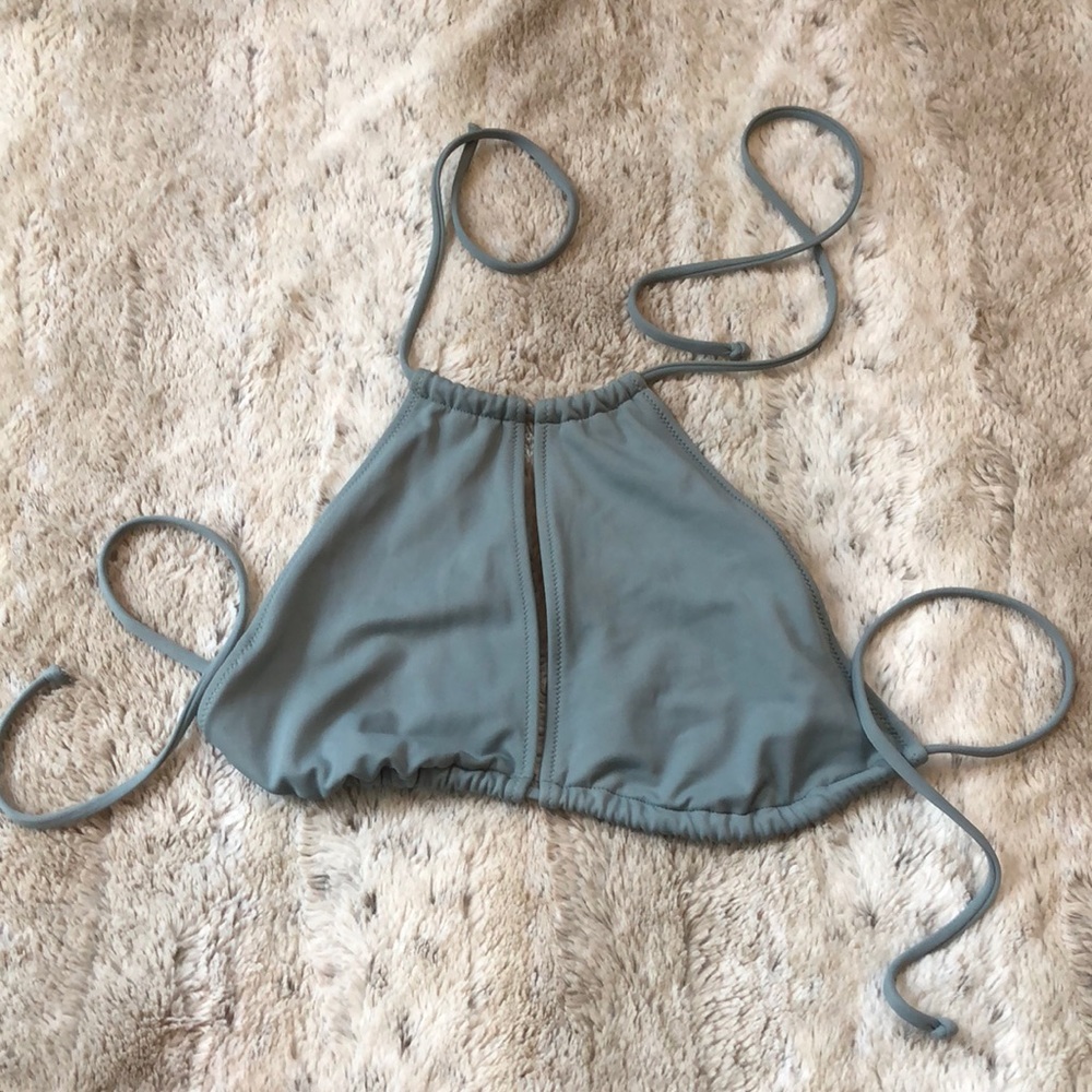 Bikini top
